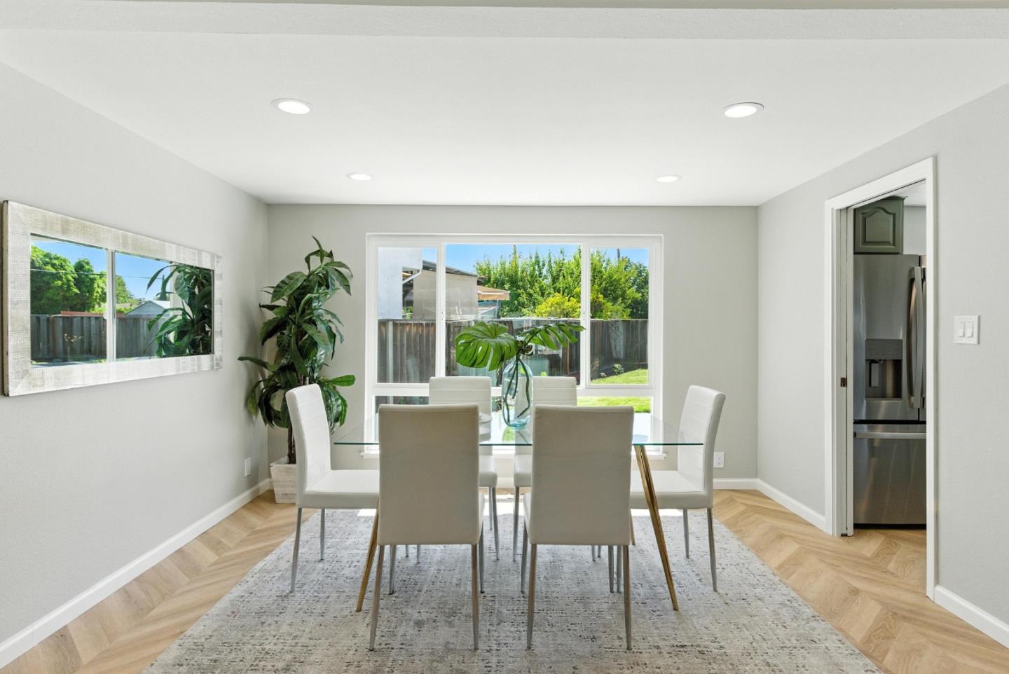 Detail Gallery Image 6 of 34 For 2924 via Encinitas, San Jose,  CA 95132 - 5 Beds | 2/1 Baths