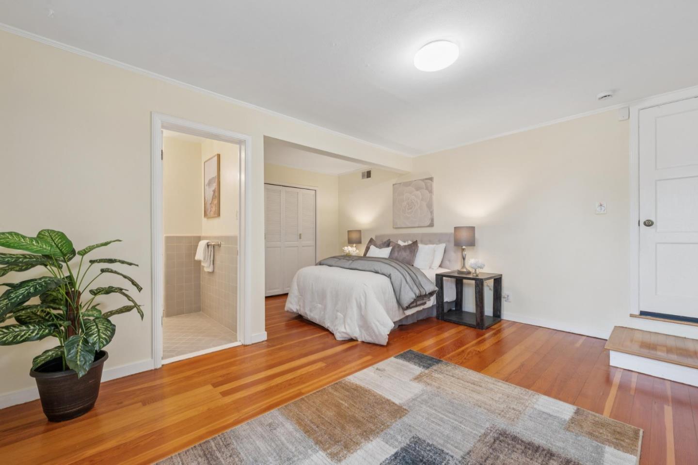 Detail Gallery Image 9 of 29 For 1451 43rd Ave, San Francisco,  CA 94122 - 3 Beds | 2 Baths