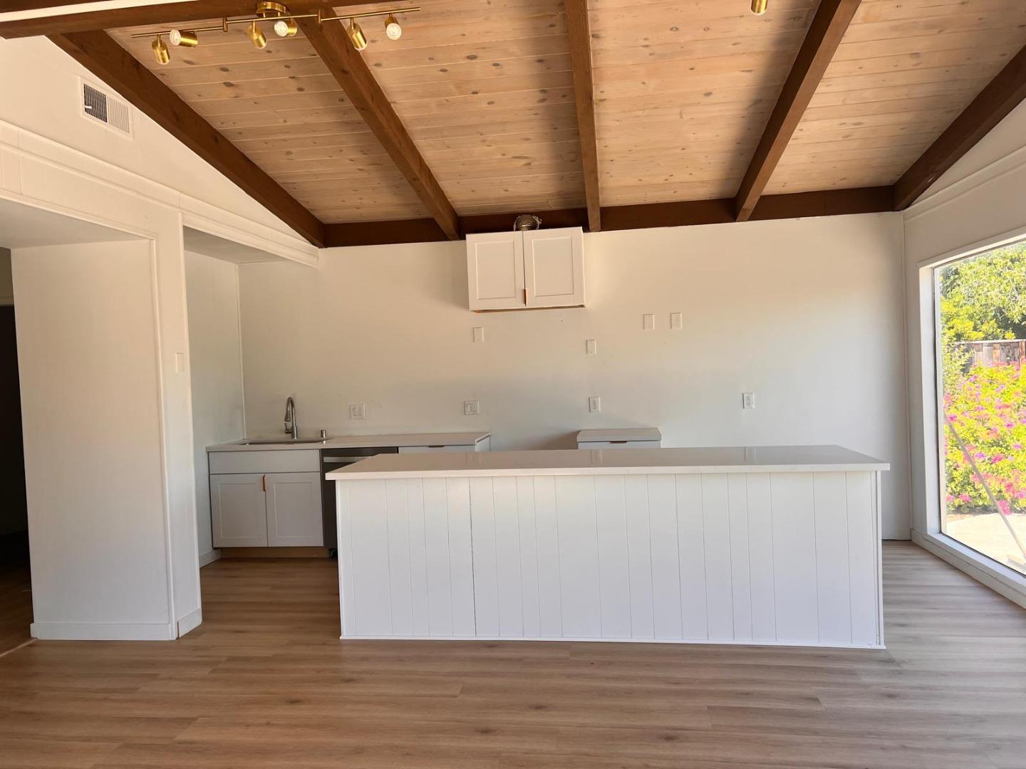 Detail Gallery Image 15 of 22 For 14892 Donner Dr, San Jose,  CA 95124 - 3 Beds | 2 Baths