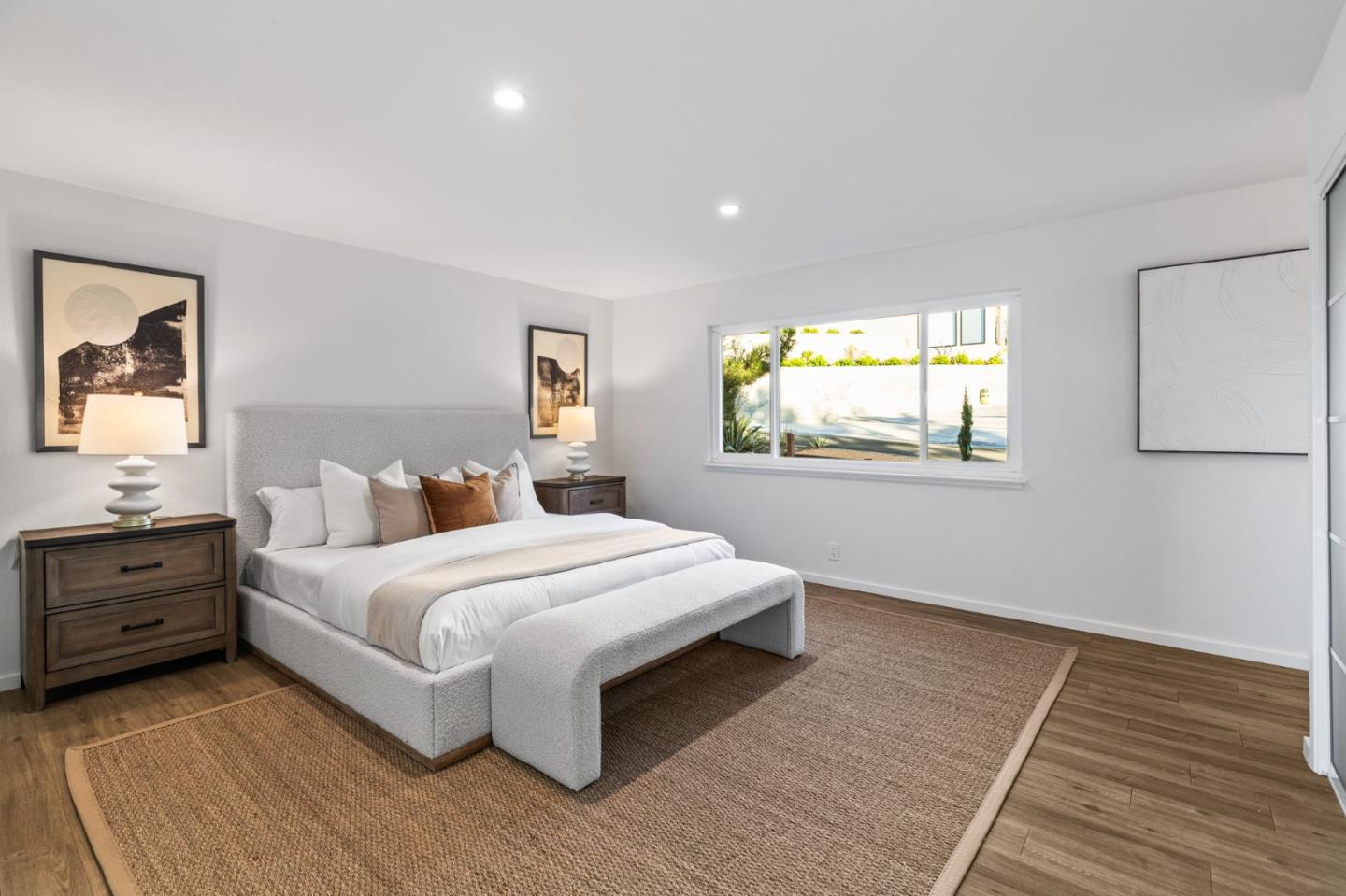 Detail Gallery Image 16 of 42 For 162 Coronado Ave, San Carlos,  CA 94070 - 5 Beds | 3 Baths