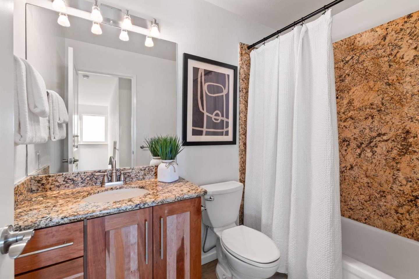 Detail Gallery Image 21 of 42 For 162 Coronado Ave, San Carlos,  CA 94070 - 5 Beds | 3 Baths