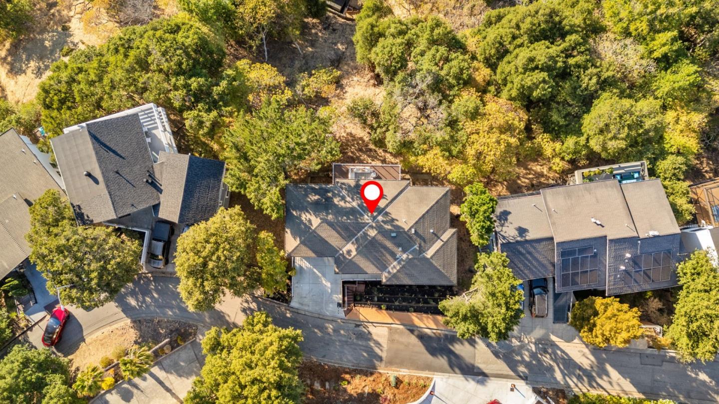 Detail Gallery Image 39 of 42 For 162 Coronado Ave, San Carlos,  CA 94070 - 5 Beds | 3 Baths