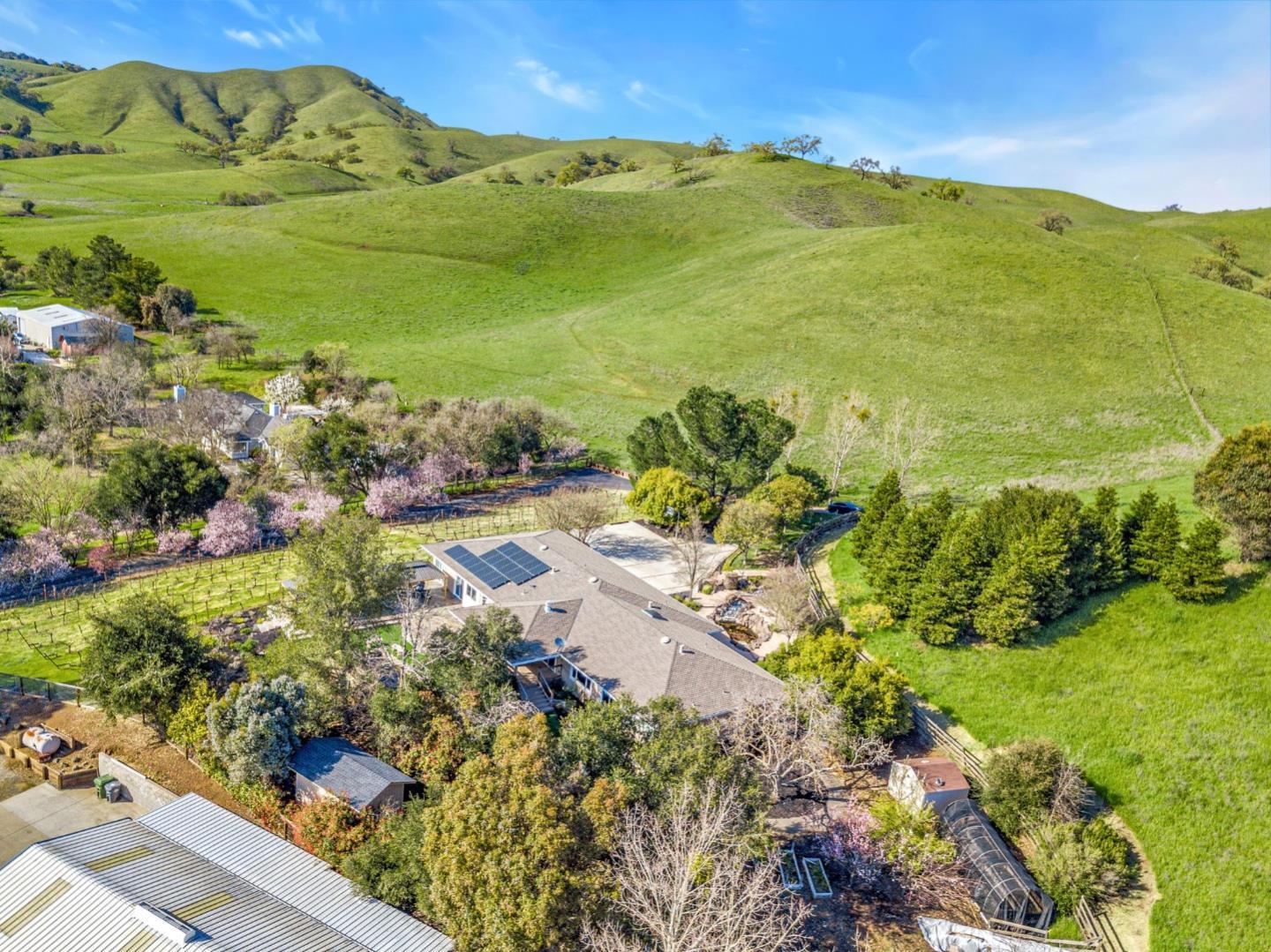 Detail Gallery Image 48 of 72 For 10260 Lucky Ct, Gilroy,  CA 95020 - 4 Beds | 3 Baths