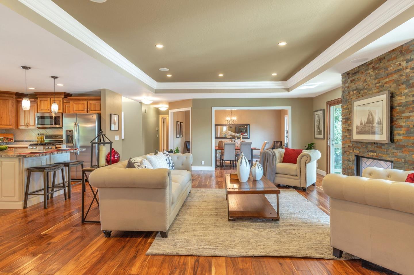 Detail Gallery Image 5 of 72 For 10260 Lucky Ct, Gilroy,  CA 95020 - 4 Beds | 3 Baths