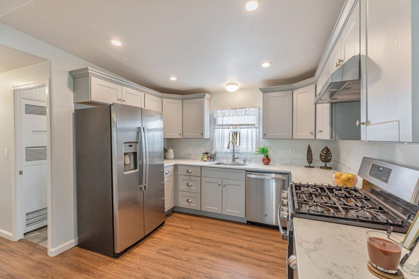 Detail Gallery Image 14 of 42 For 1146 Birch Ave #57,  Seaside,  CA 93955 - 2 Beds | 2 Baths