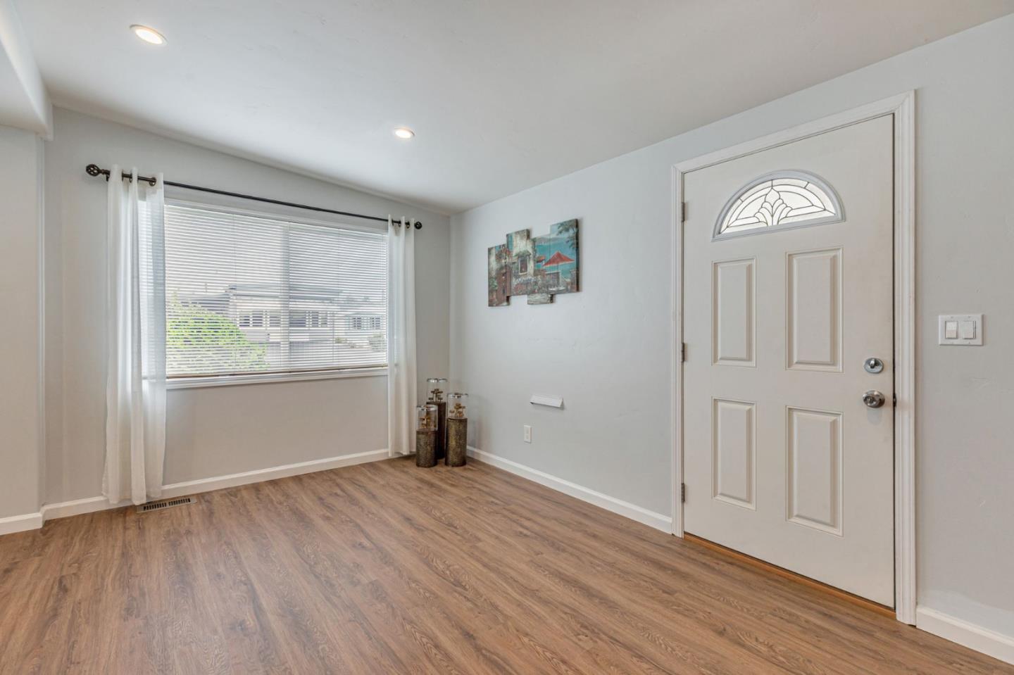 Detail Gallery Image 8 of 42 For 1146 Birch Ave #57,  Seaside,  CA 93955 - 2 Beds | 2 Baths