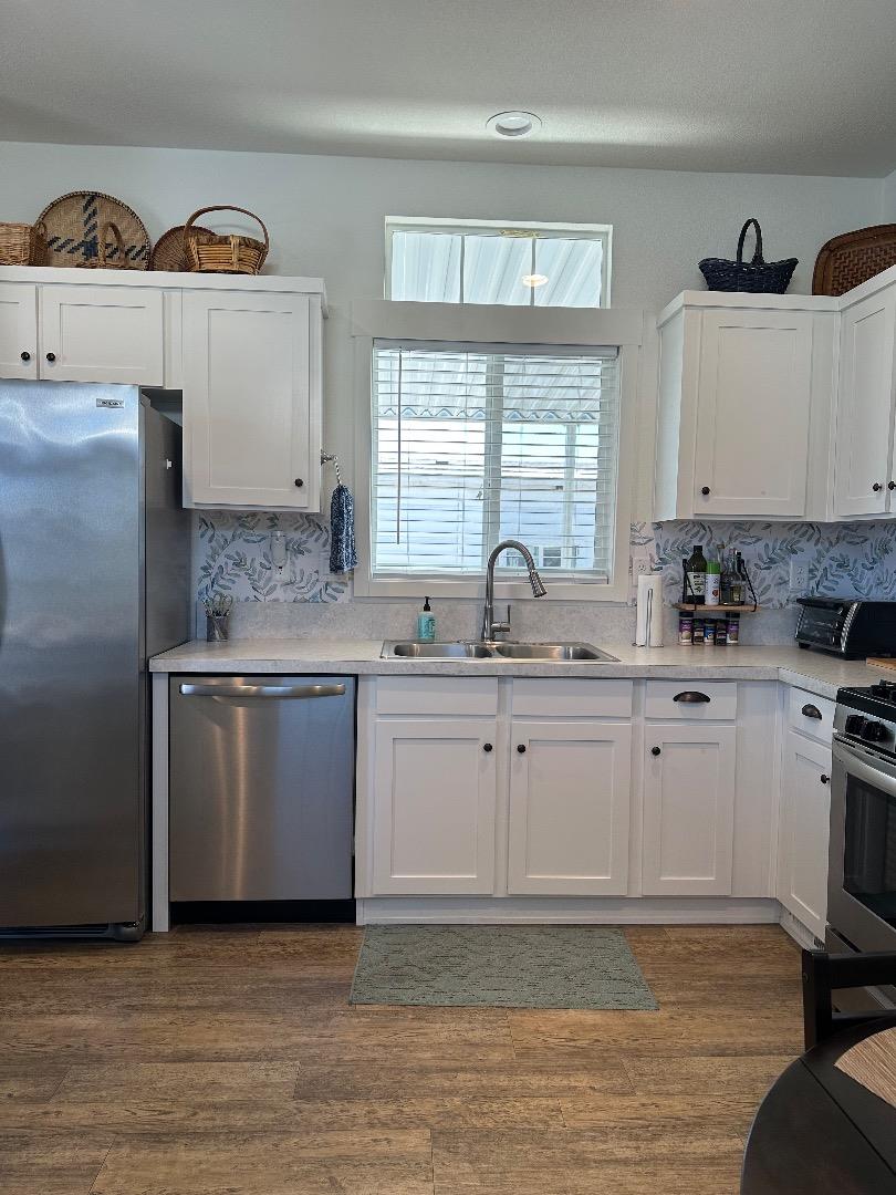 Detail Gallery Image 14 of 40 For 1146 Birch #52,  Seaside,  CA 93955 - 1 Beds | 1 Baths