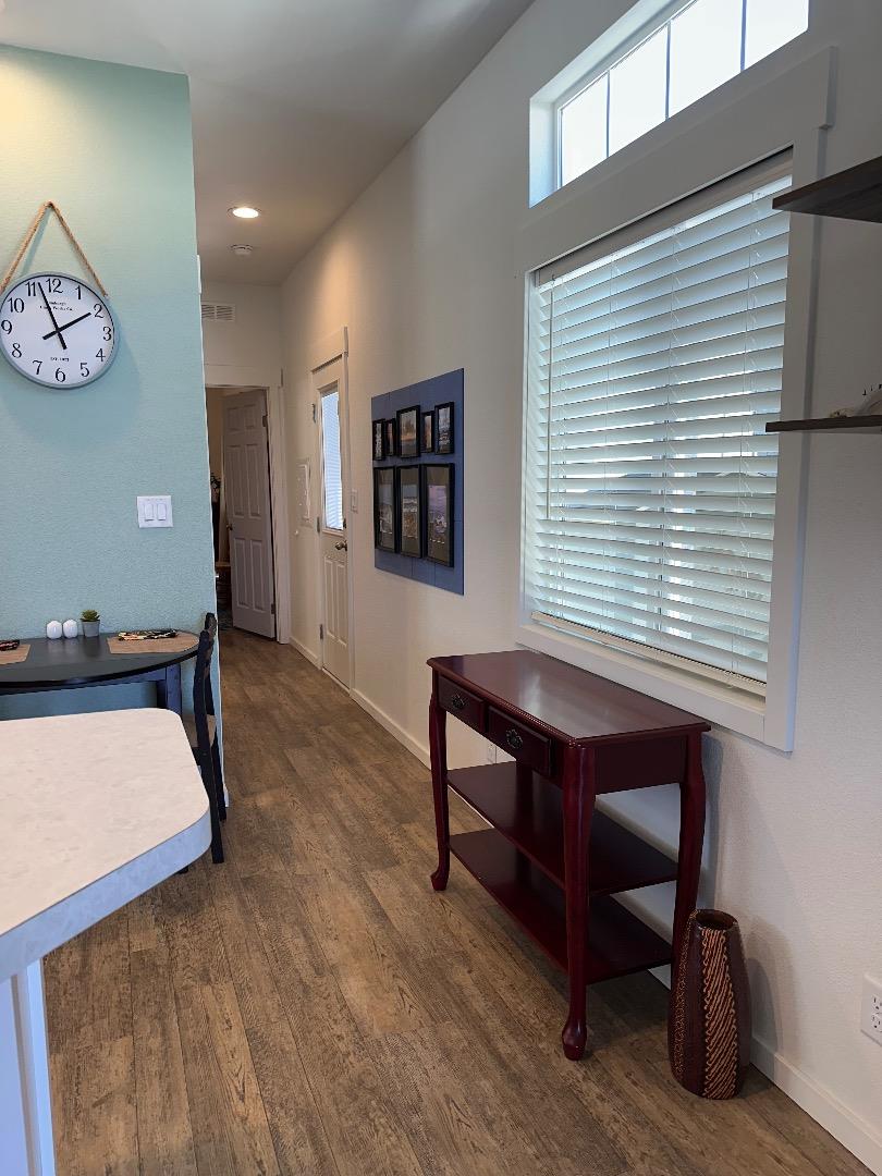 Detail Gallery Image 18 of 40 For 1146 Birch #52,  Seaside,  CA 93955 - 1 Beds | 1 Baths