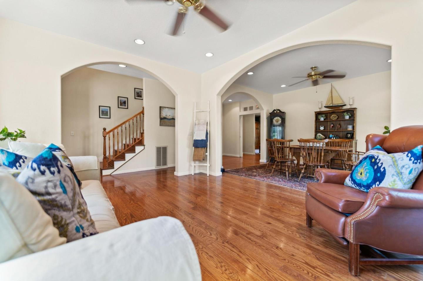 Detail Gallery Image 13 of 65 For 16973 Roberts Rd, Los Gatos,  CA 95032 - 8 Beds | 4/1 Baths