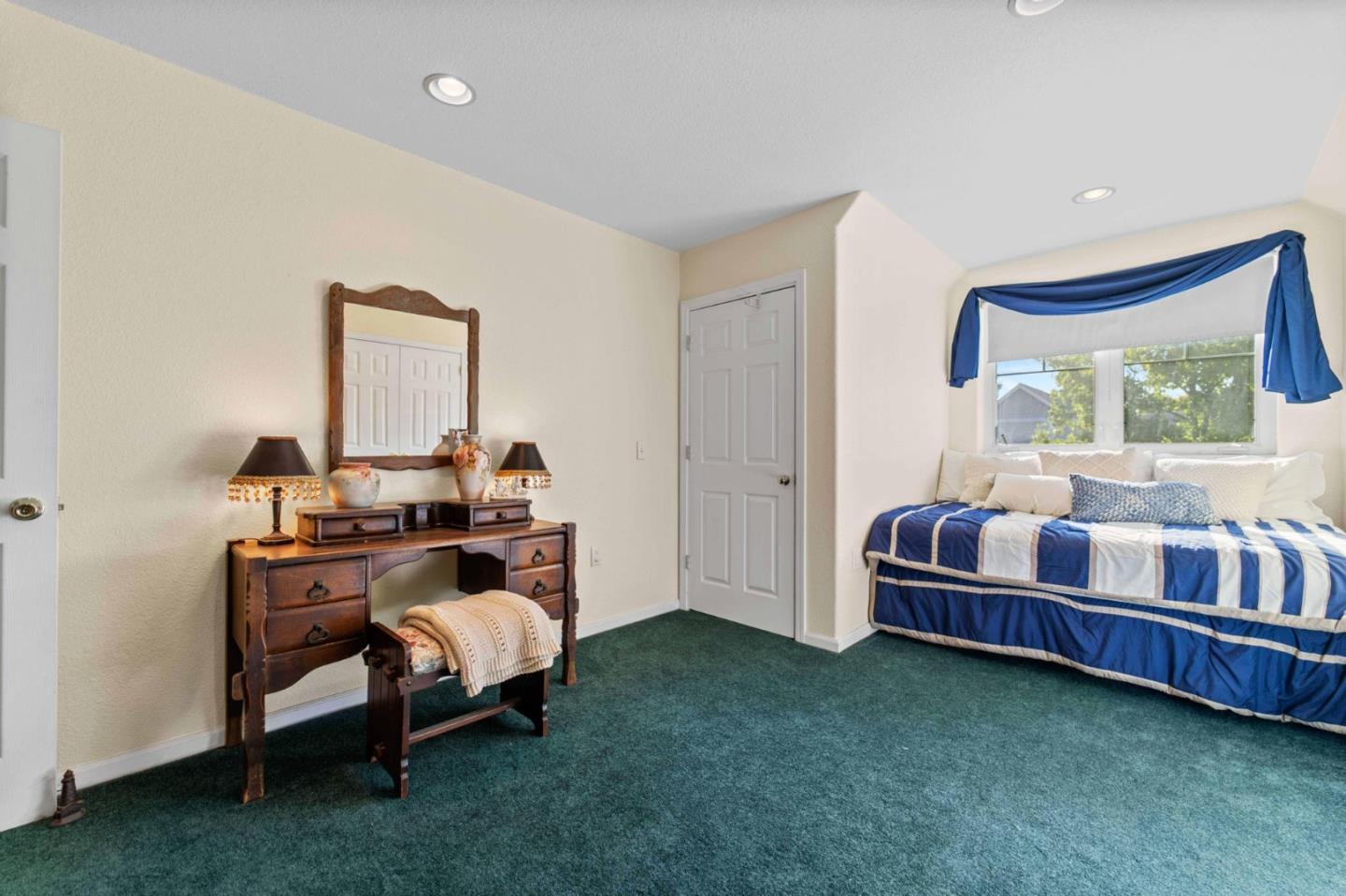 Detail Gallery Image 34 of 65 For 16973 Roberts Rd, Los Gatos,  CA 95032 - 8 Beds | 4/1 Baths