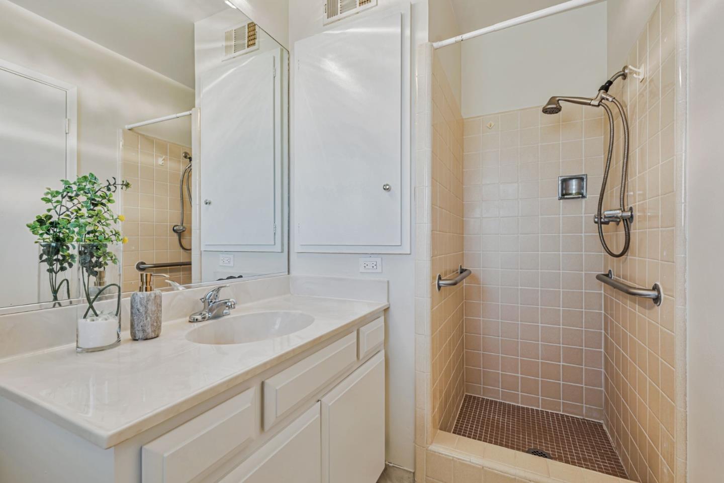 Detail Gallery Image 26 of 33 For 154 Arcadia Ave, Santa Clara,  CA 95051 - 4 Beds | 2 Baths