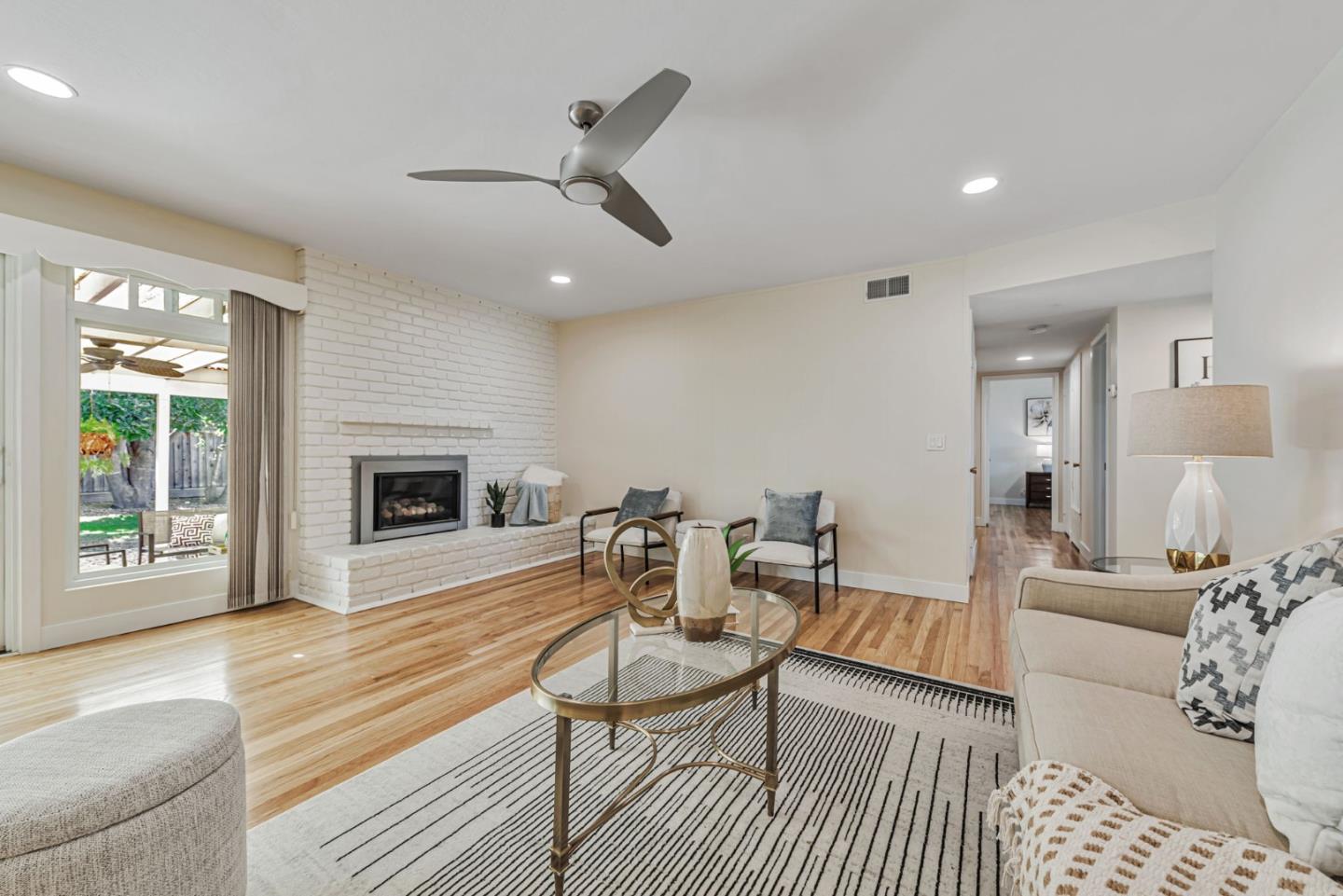 Detail Gallery Image 4 of 33 For 154 Arcadia Ave, Santa Clara,  CA 95051 - 4 Beds | 2 Baths