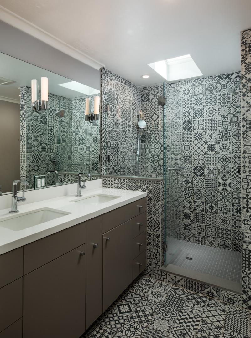 Detail Gallery Image 12 of 27 For 539 Bay Rd, Menlo Park,  CA 94025 - 3 Beds | 2 Baths