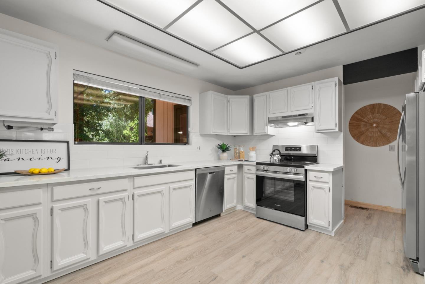 Detail Gallery Image 15 of 57 For 644 Debbie Dr, Boulder Creek,  CA 95006 - 2 Beds | 2 Baths