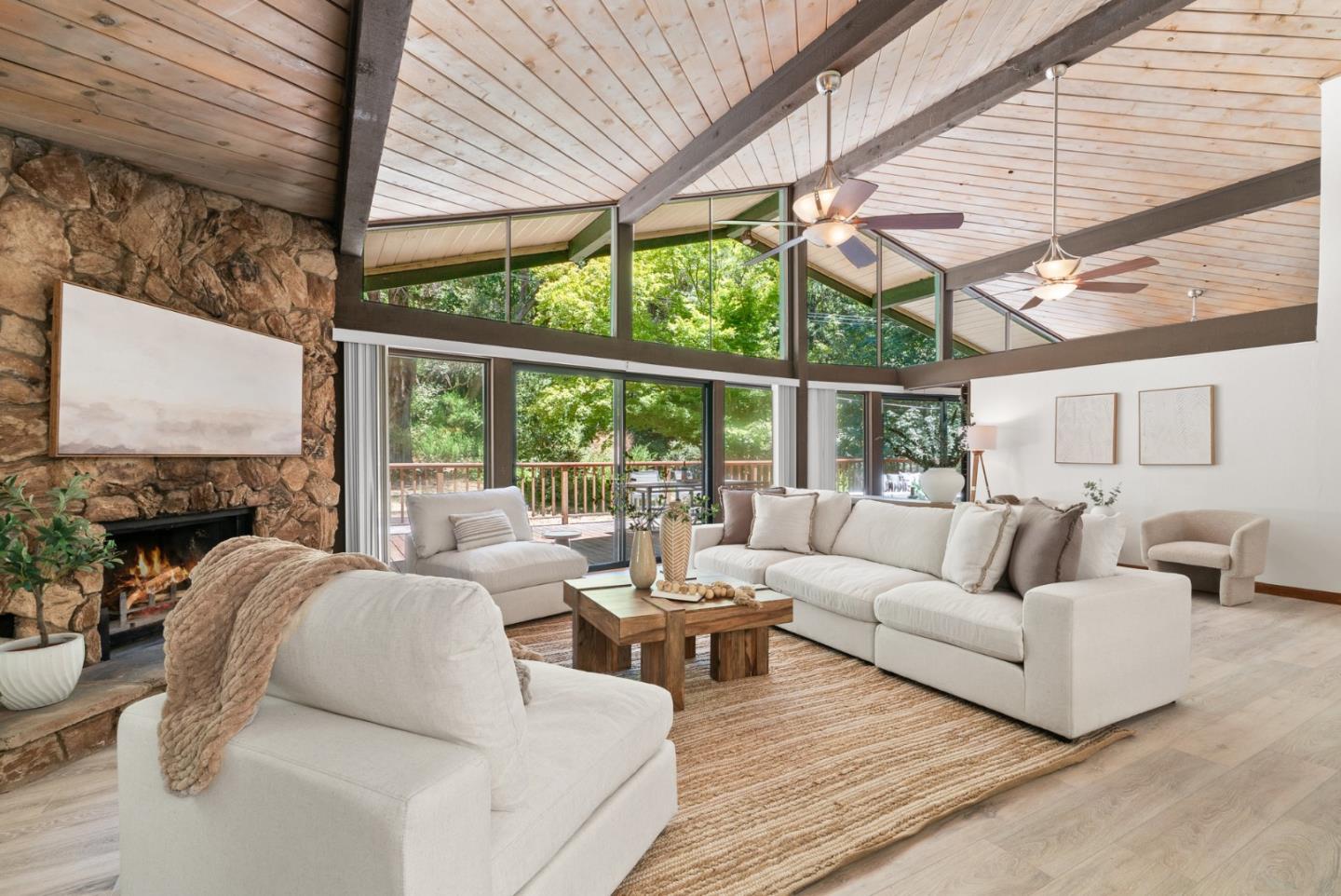 Detail Gallery Image 3 of 57 For 644 Debbie Dr, Boulder Creek,  CA 95006 - 2 Beds | 2 Baths