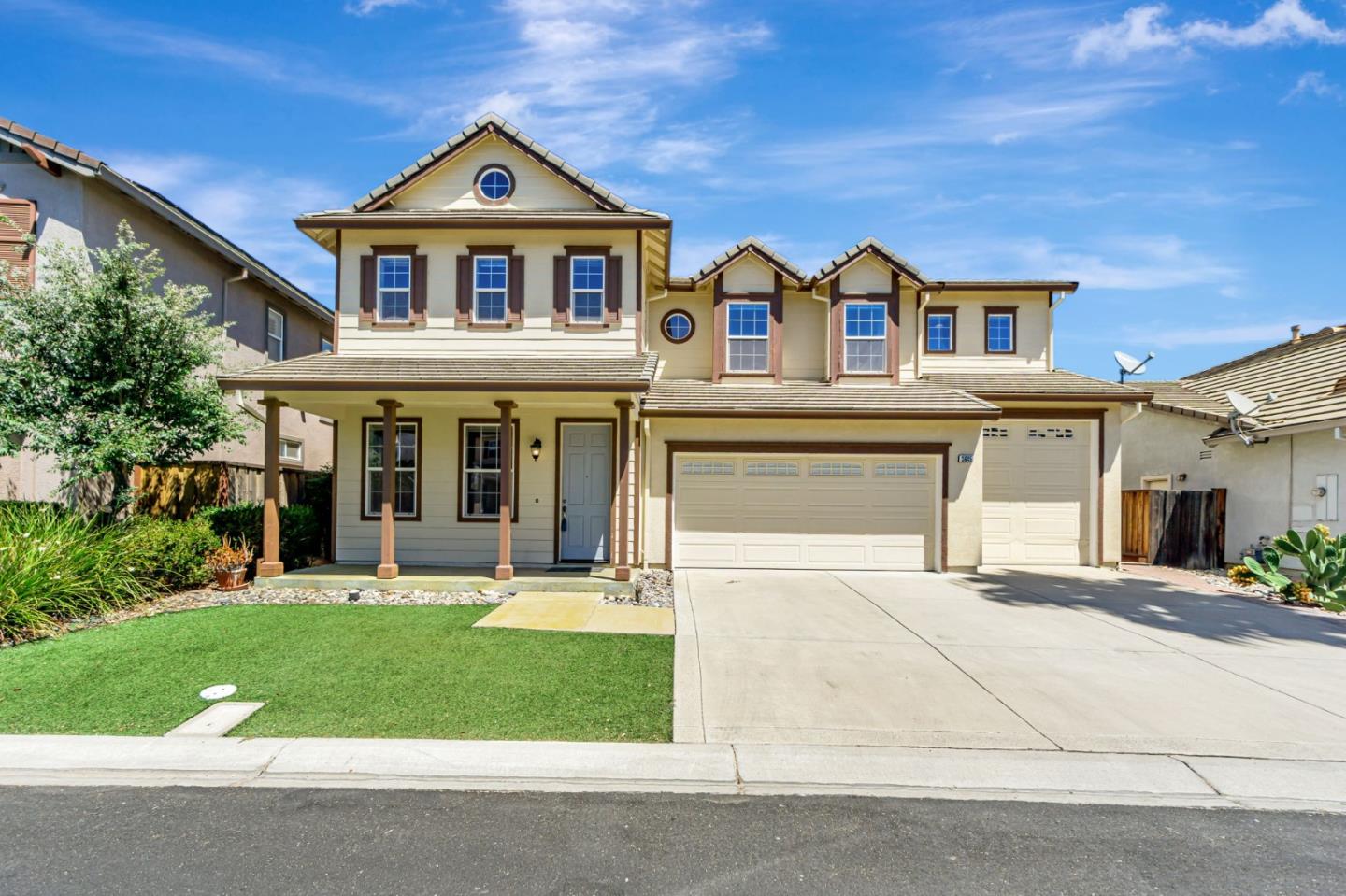 Detail Gallery Image 1 of 71 For 3645 Otter Brook Loop, Discovery Bay,  CA 94505 - 5 Beds | 3 Baths