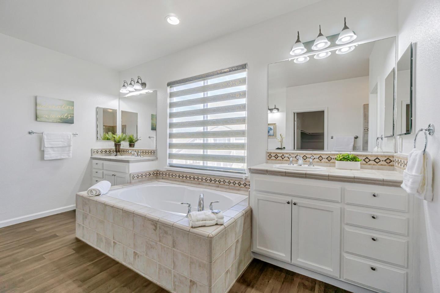 Detail Gallery Image 32 of 71 For 3645 Otter Brook Loop, Discovery Bay,  CA 94505 - 5 Beds | 3 Baths