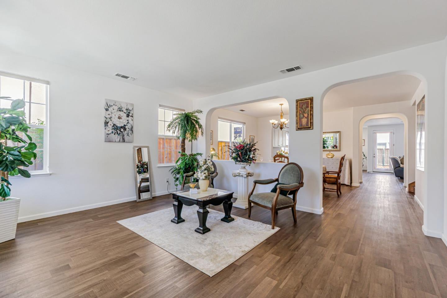 Detail Gallery Image 4 of 71 For 3645 Otter Brook Loop, Discovery Bay,  CA 94505 - 5 Beds | 3 Baths