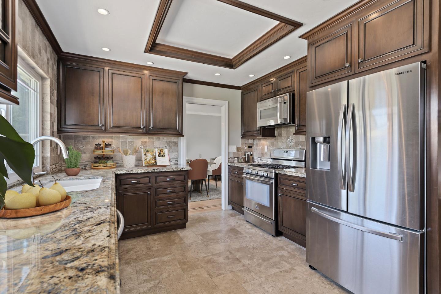 Detail Gallery Image 11 of 35 For 309 Churchill Pl, Gilroy,  CA 95020 - 5 Beds | 3 Baths
