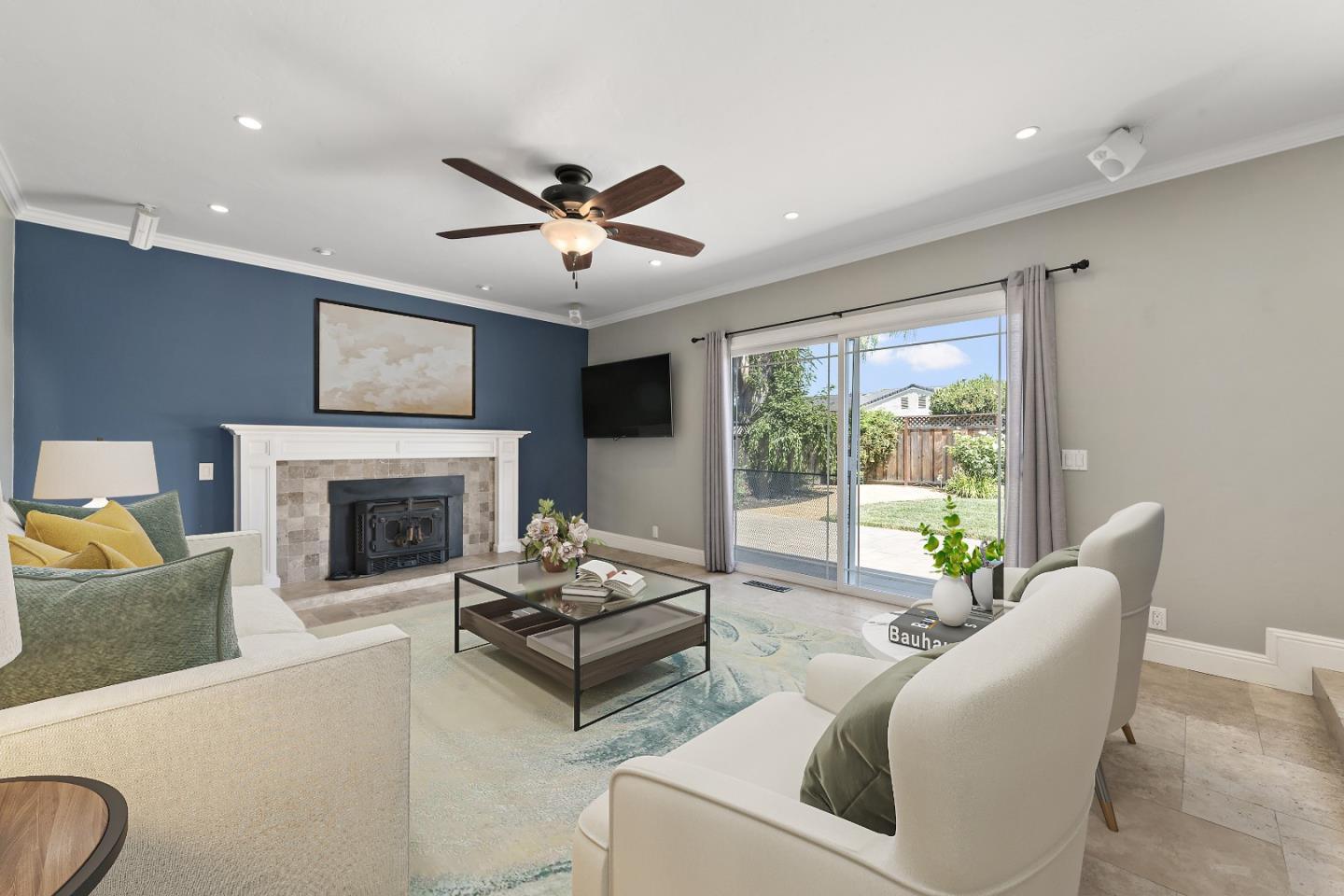 Detail Gallery Image 13 of 35 For 309 Churchill Pl, Gilroy,  CA 95020 - 5 Beds | 3 Baths