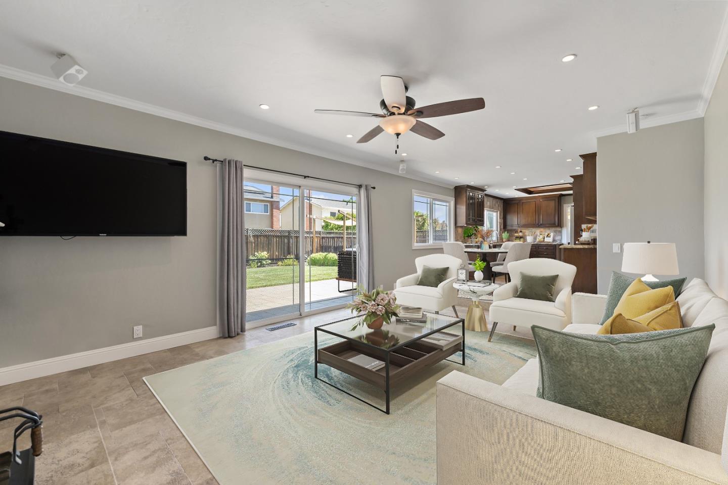Detail Gallery Image 15 of 35 For 309 Churchill Pl, Gilroy,  CA 95020 - 5 Beds | 3 Baths