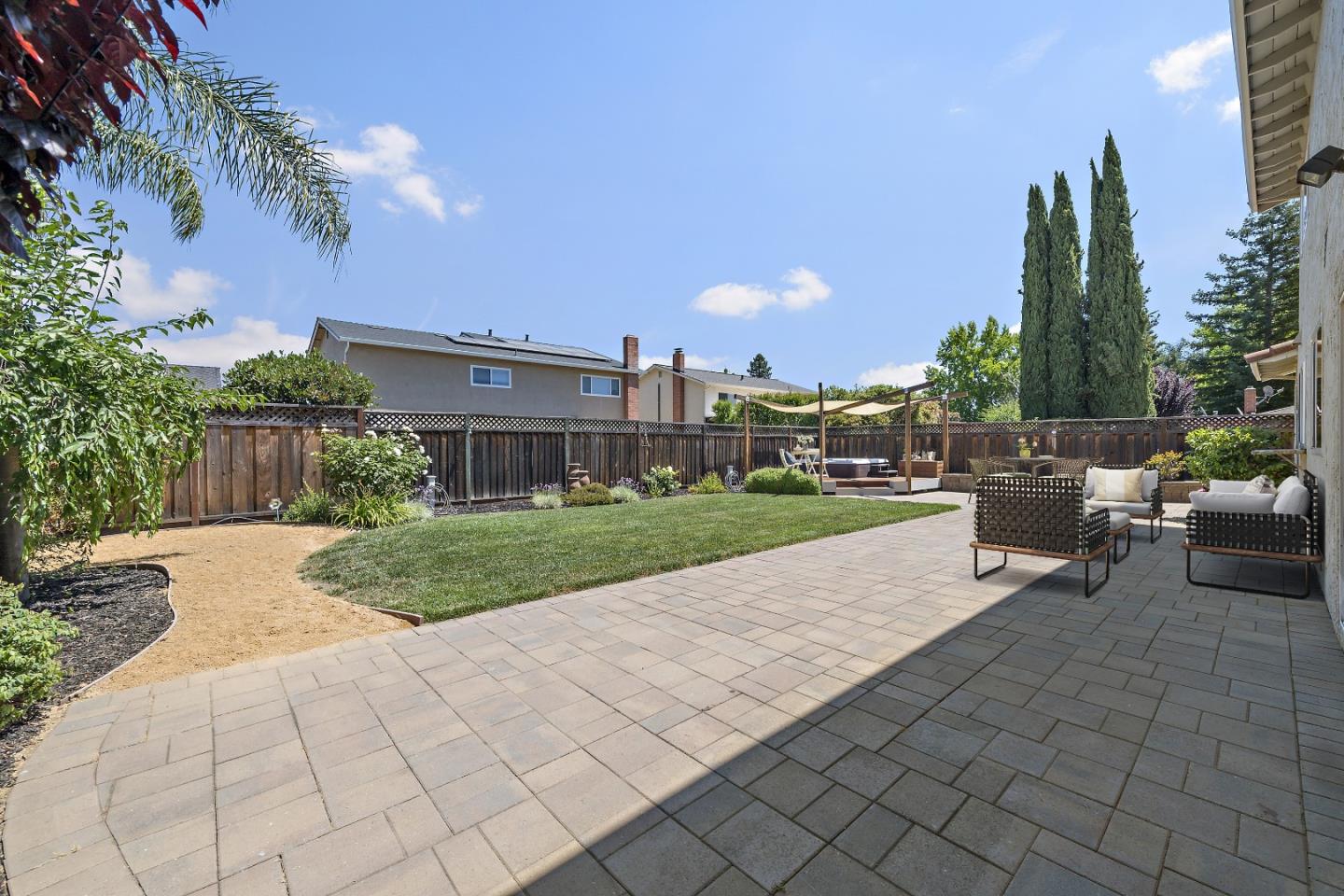 Detail Gallery Image 33 of 35 For 309 Churchill Pl, Gilroy,  CA 95020 - 5 Beds | 3 Baths