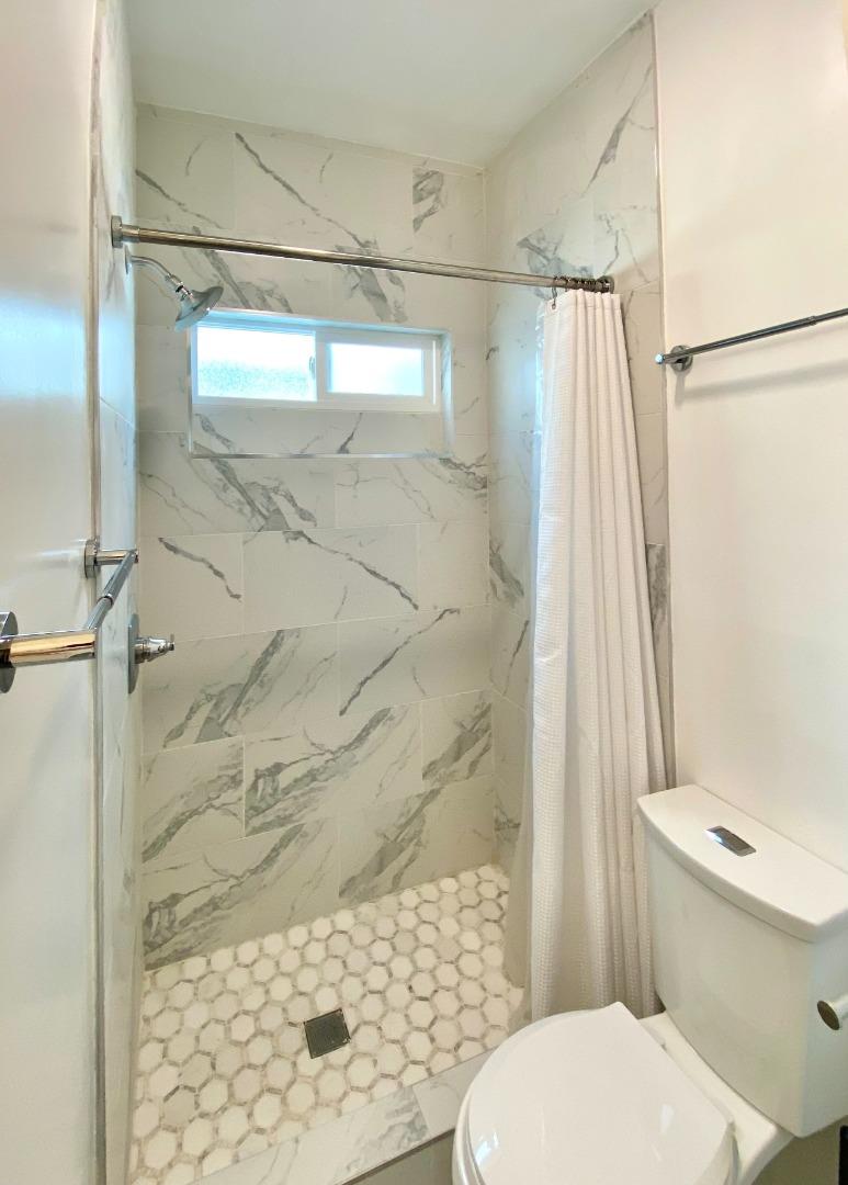 Detail Gallery Image 7 of 16 For 459 Flood Ave, San Francisco,  CA 94112 - 4 Beds | 4 Baths