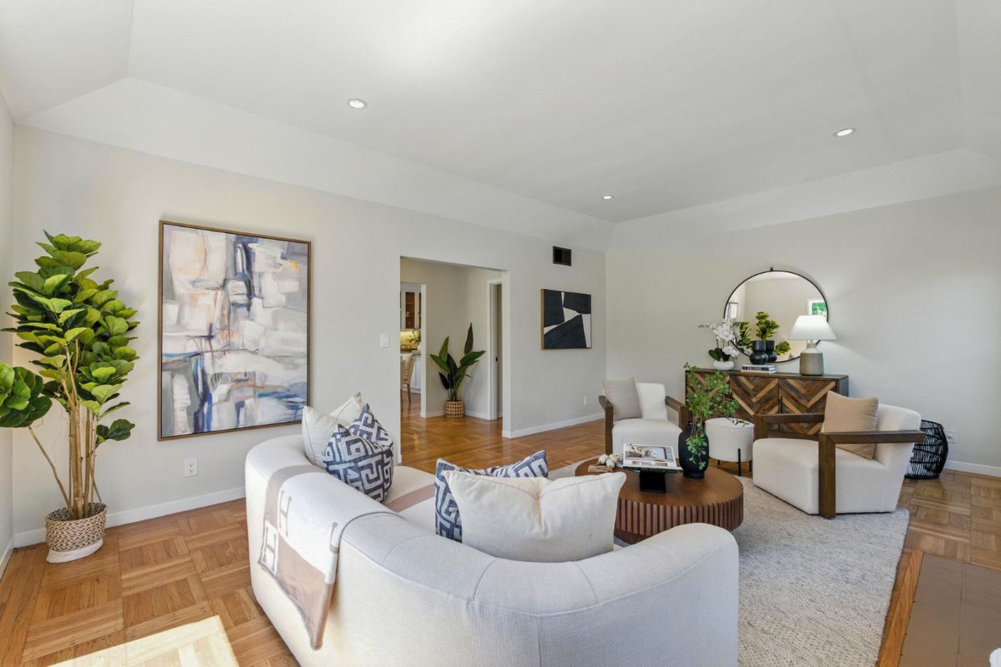 Detail Gallery Image 10 of 64 For 1513 Oak St, San Mateo,  CA 94402 - 3 Beds | 2 Baths