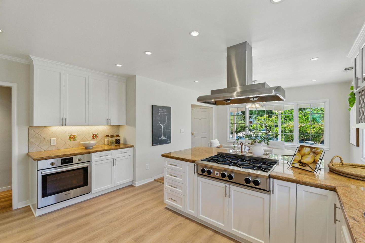 Detail Gallery Image 17 of 64 For 1513 Oak St, San Mateo,  CA 94402 - 3 Beds | 2 Baths
