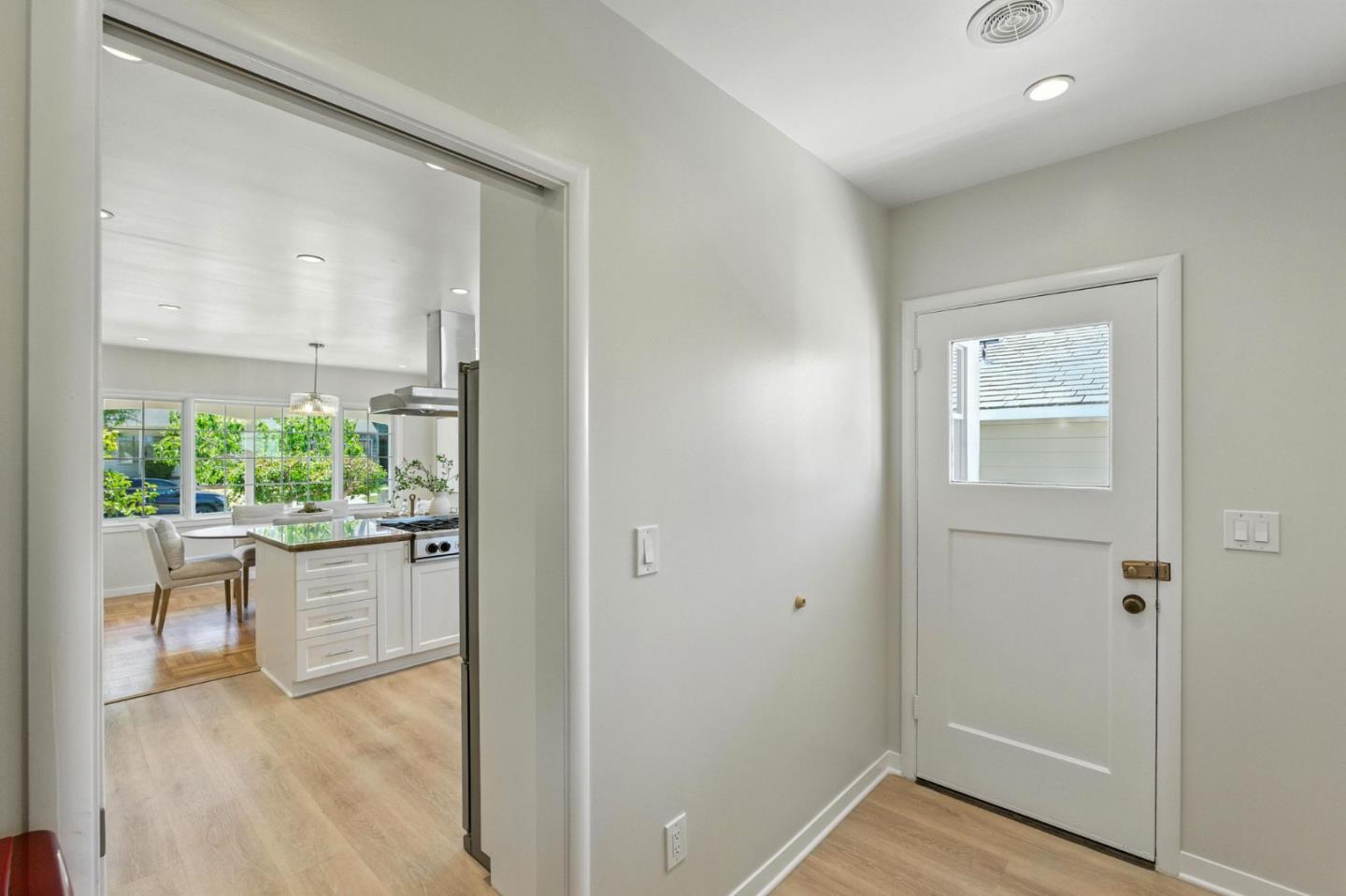 Detail Gallery Image 21 of 64 For 1513 Oak St, San Mateo,  CA 94402 - 3 Beds | 2 Baths