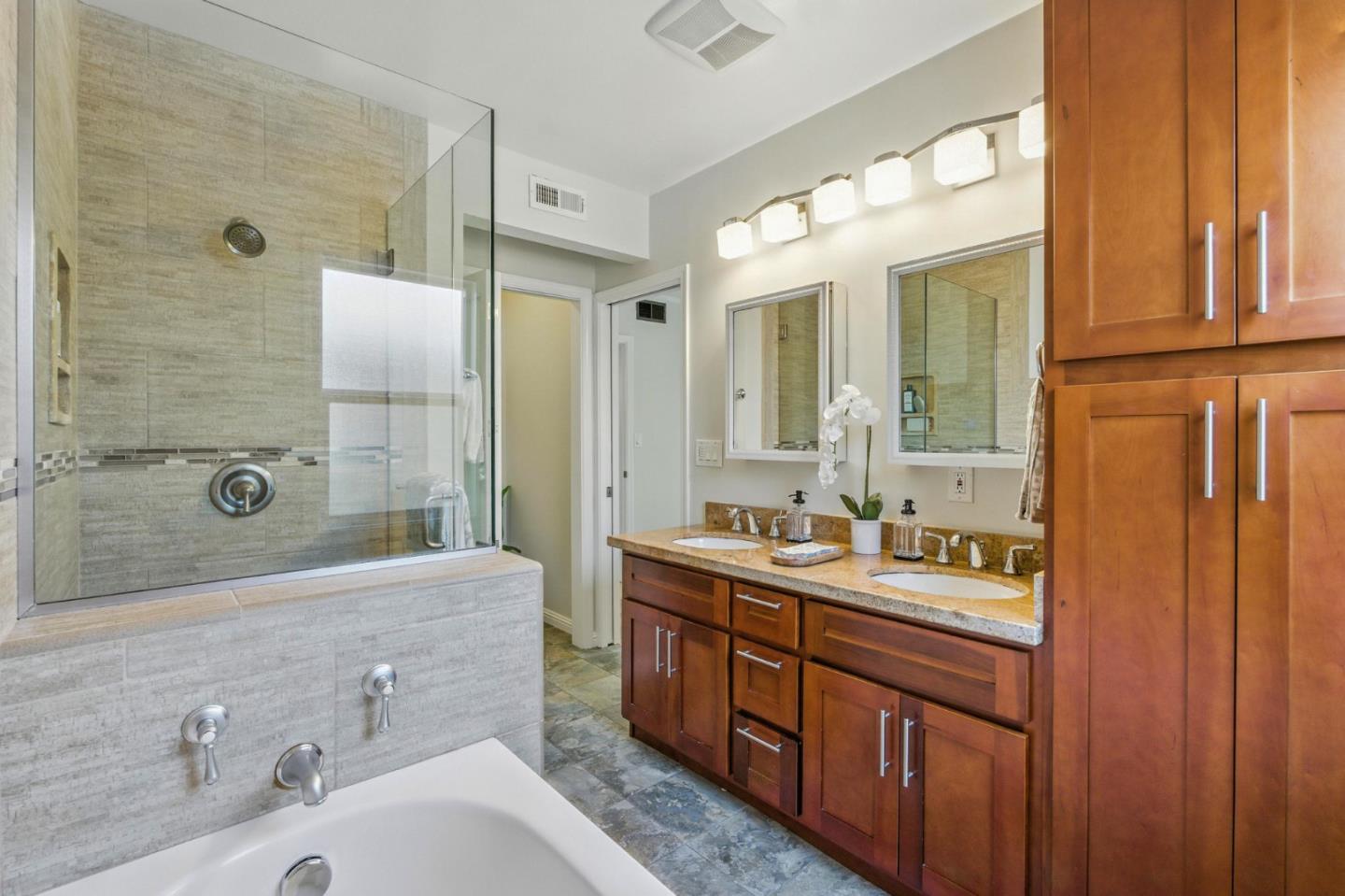 Detail Gallery Image 34 of 64 For 1513 Oak St, San Mateo,  CA 94402 - 3 Beds | 2 Baths