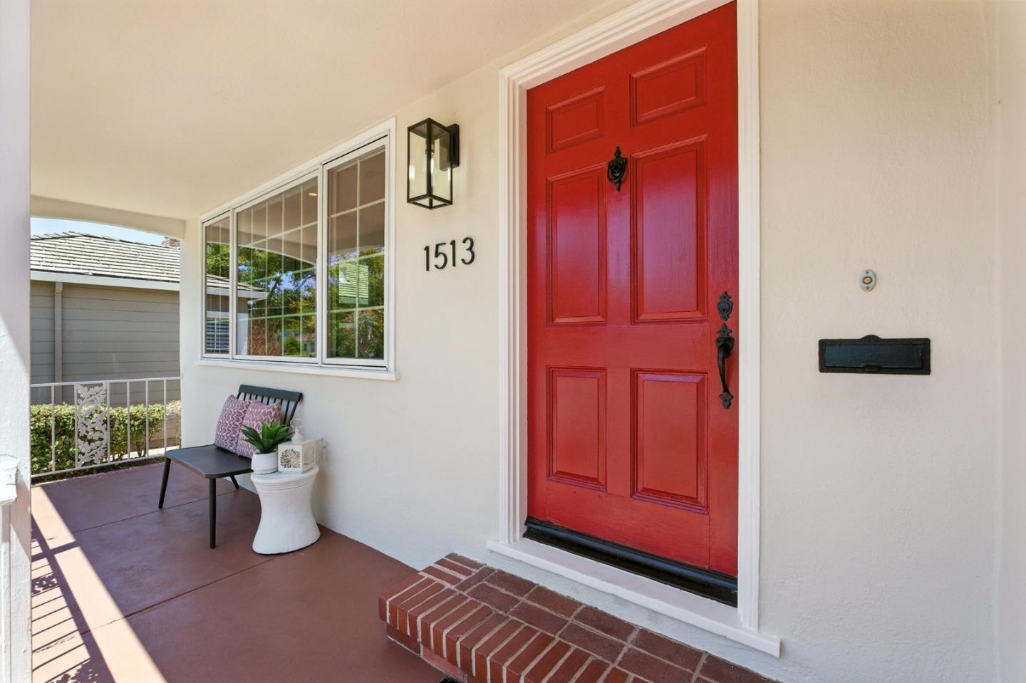 Detail Gallery Image 5 of 64 For 1513 Oak St, San Mateo,  CA 94402 - 3 Beds | 2 Baths