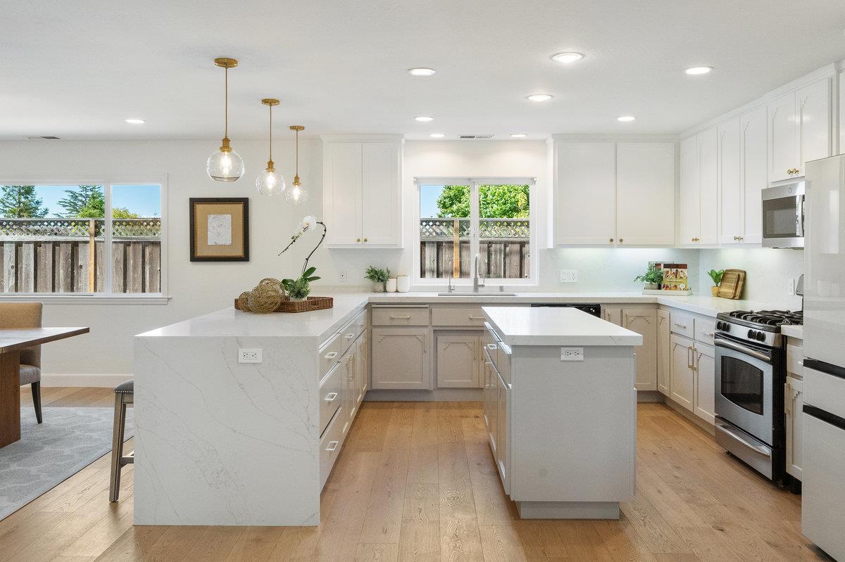 Detail Gallery Image 10 of 58 For 510 Chesterton Ave, Belmont,  CA 94002 - 4 Beds | 3 Baths