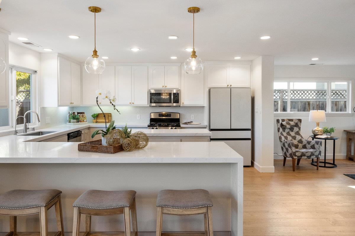 Detail Gallery Image 11 of 58 For 510 Chesterton Ave, Belmont,  CA 94002 - 4 Beds | 3 Baths