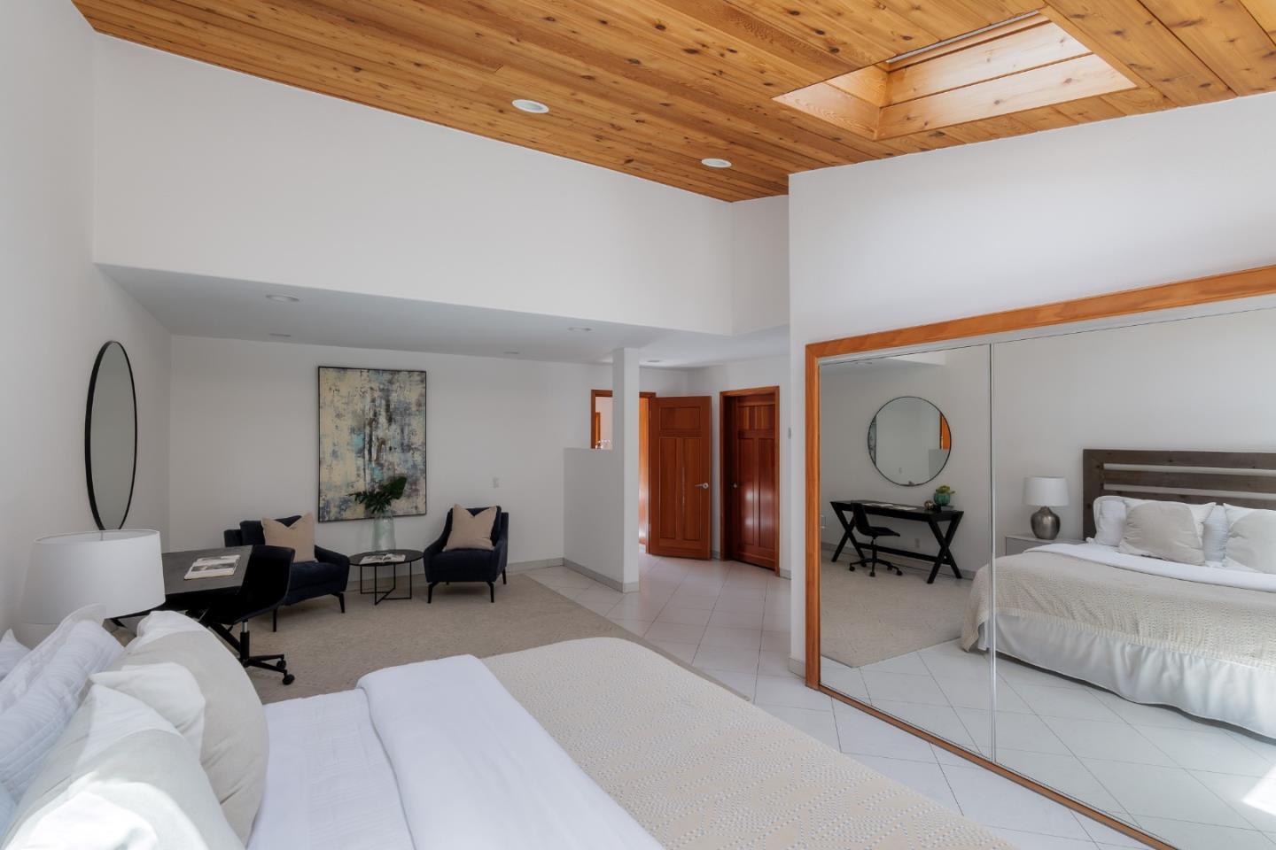 Detail Gallery Image 23 of 33 For 3160 Louis Rd, Palo Alto,  CA 94303 - 6 Beds | 5/1 Baths