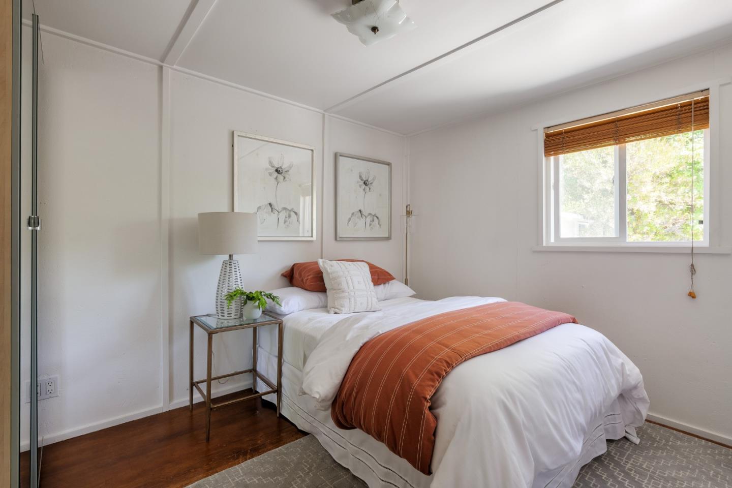 Detail Gallery Image 32 of 33 For 3160 Louis Rd, Palo Alto,  CA 94303 - 6 Beds | 5/1 Baths
