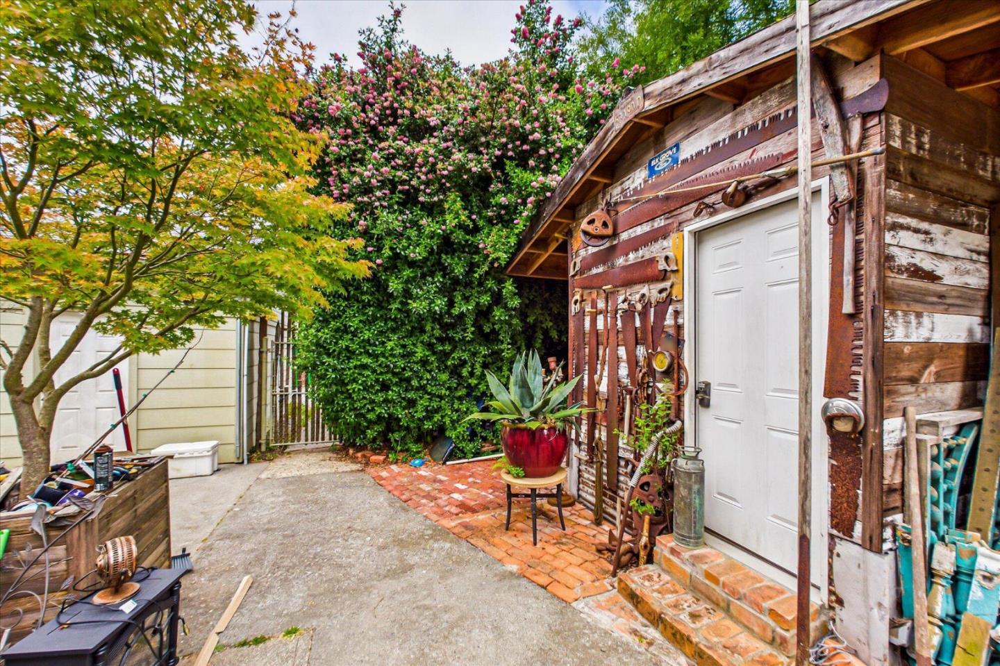 Detail Gallery Image 39 of 40 For 1225 Myrtle Ave, Eureka,  CA 95501 - 4 Beds | 3 Baths