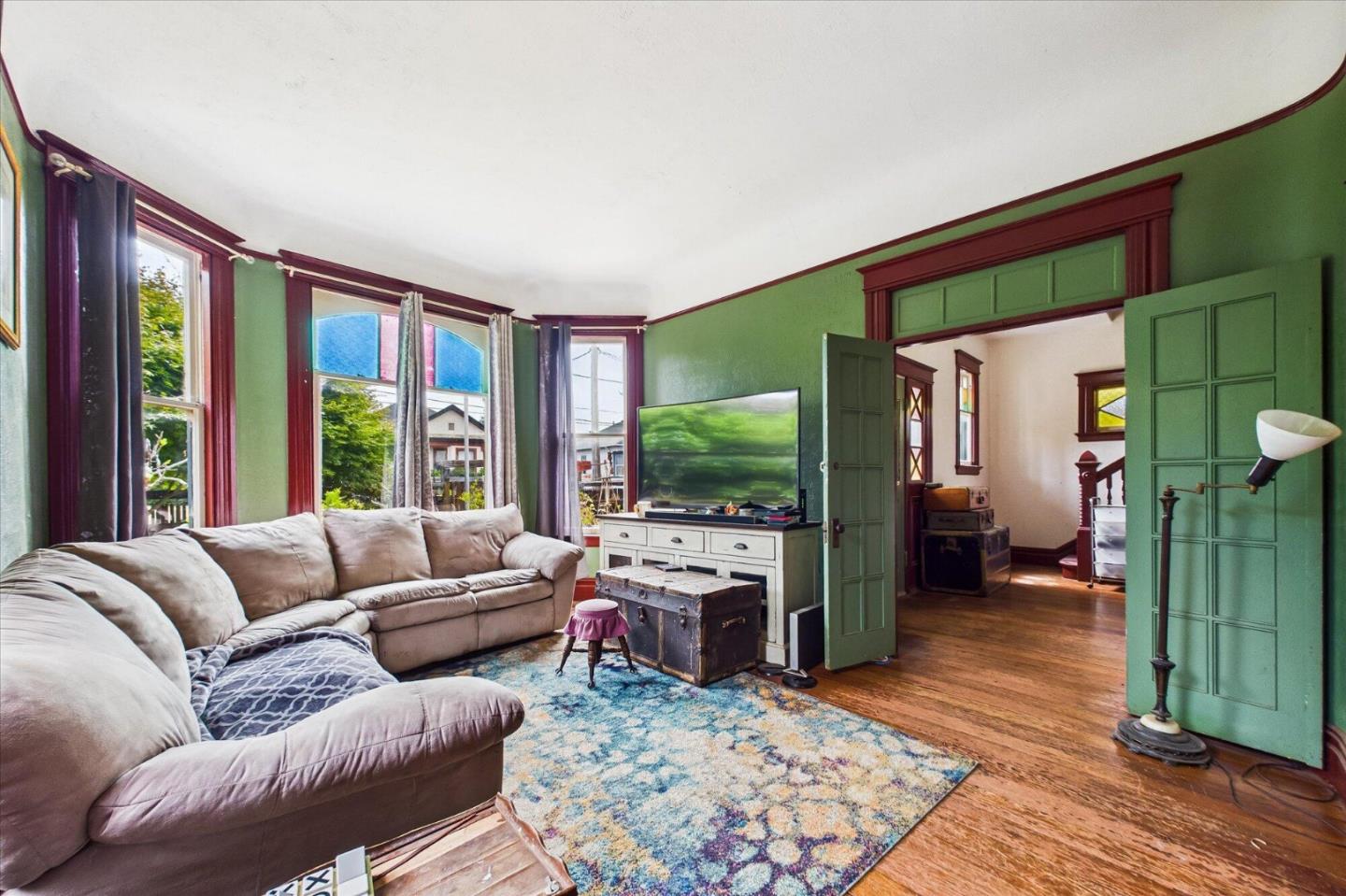 Detail Gallery Image 5 of 40 For 1225 Myrtle Ave, Eureka,  CA 95501 - 4 Beds | 3 Baths