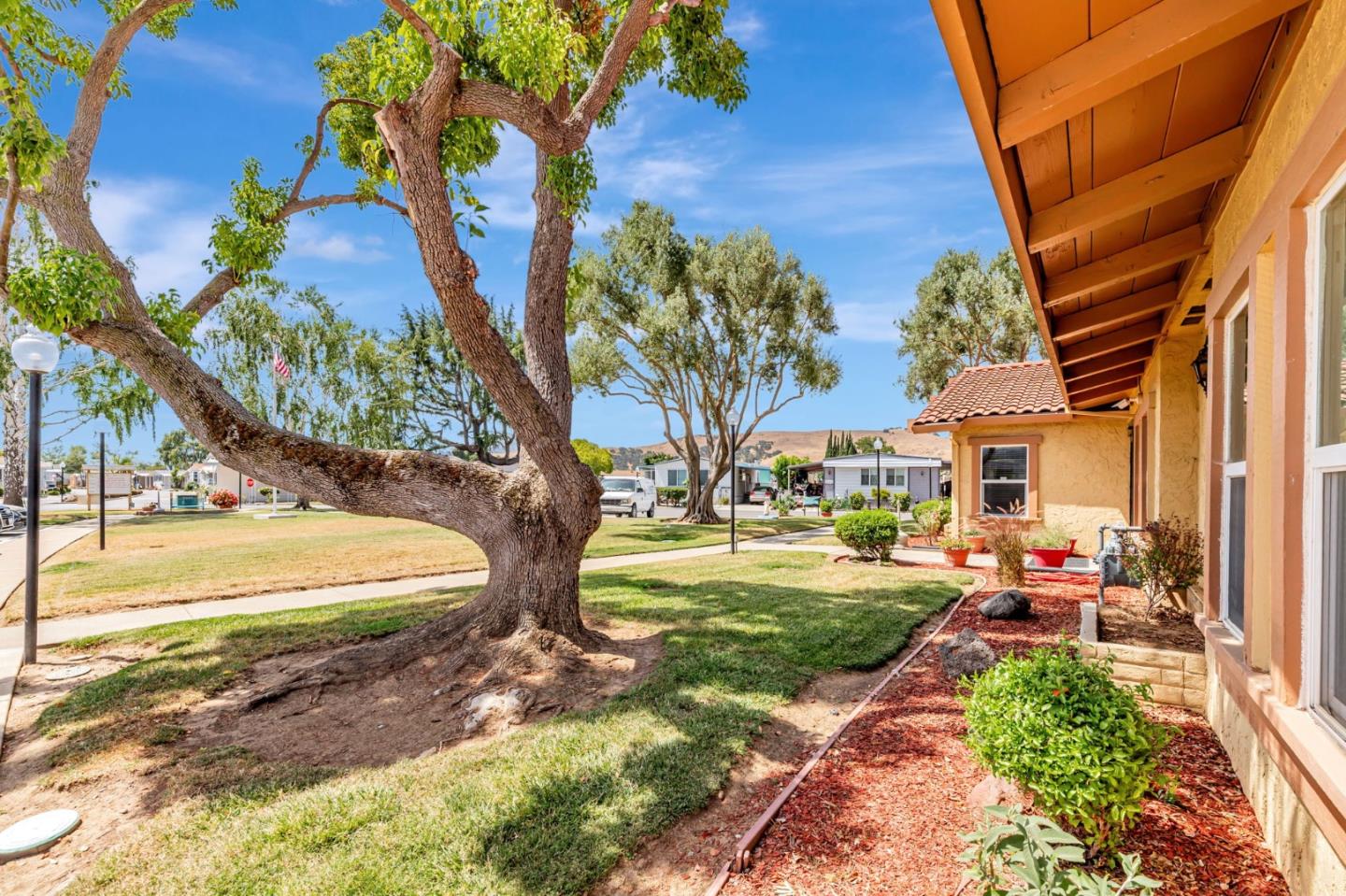 Detail Gallery Image 23 of 29 For 275 Burnett Ave #36,  Morgan Hill,  CA 95037 - 2 Beds | 2 Baths