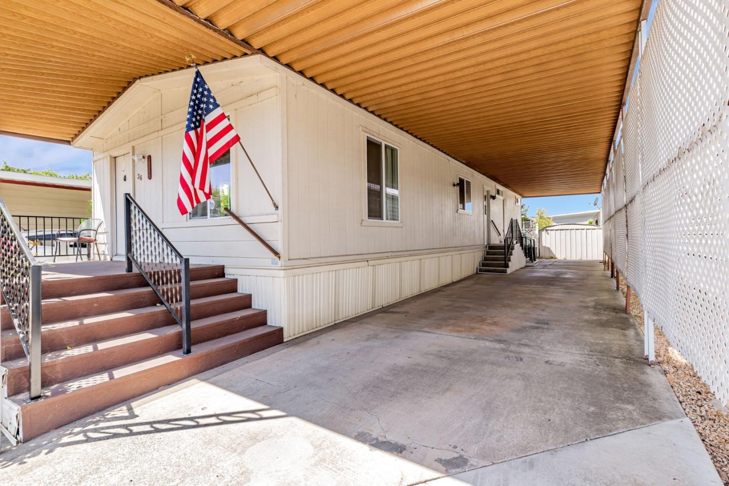 Detail Gallery Image 3 of 29 For 275 Burnett Ave #36,  Morgan Hill,  CA 95037 - 2 Beds | 2 Baths