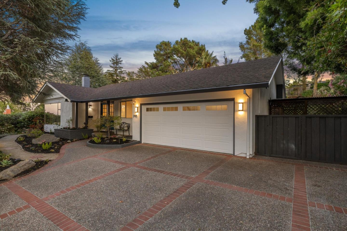 Detail Gallery Image 3 of 68 For 2985 Trousdale Dr, Burlingame,  CA 94010 - 4 Beds | 3 Baths