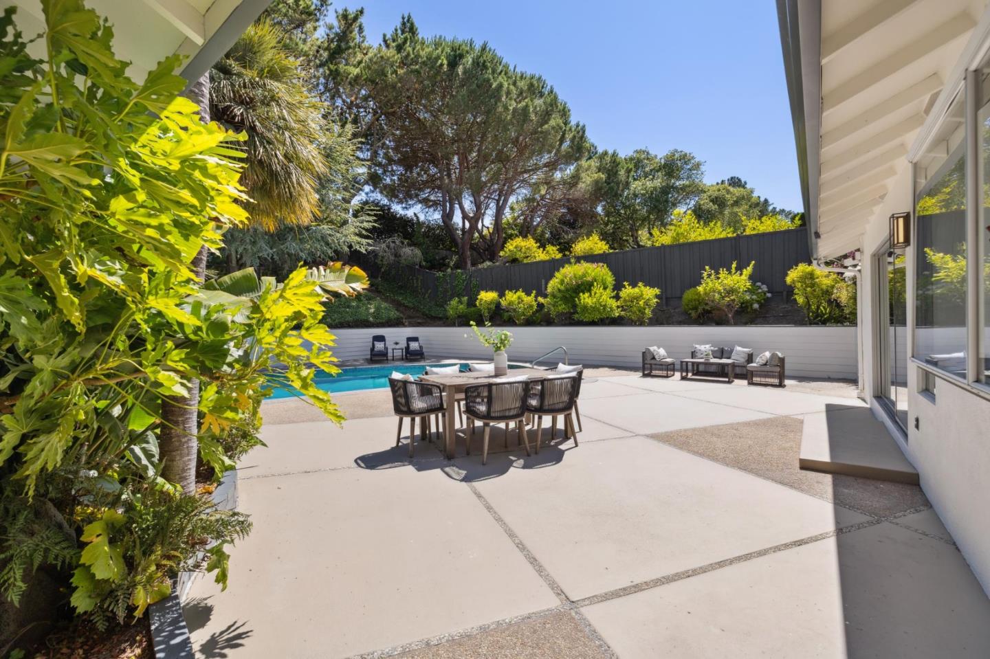 Detail Gallery Image 53 of 68 For 2985 Trousdale Dr, Burlingame,  CA 94010 - 4 Beds | 3 Baths