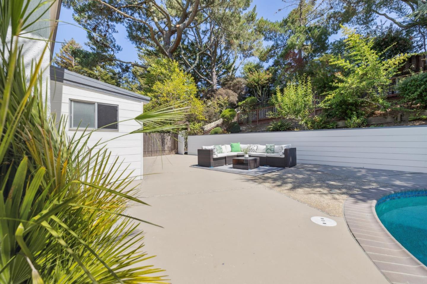 Detail Gallery Image 56 of 68 For 2985 Trousdale Dr, Burlingame,  CA 94010 - 4 Beds | 3 Baths