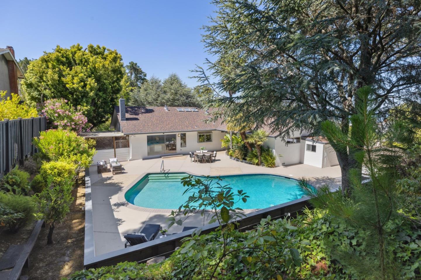 Detail Gallery Image 59 of 68 For 2985 Trousdale Dr, Burlingame,  CA 94010 - 4 Beds | 3 Baths