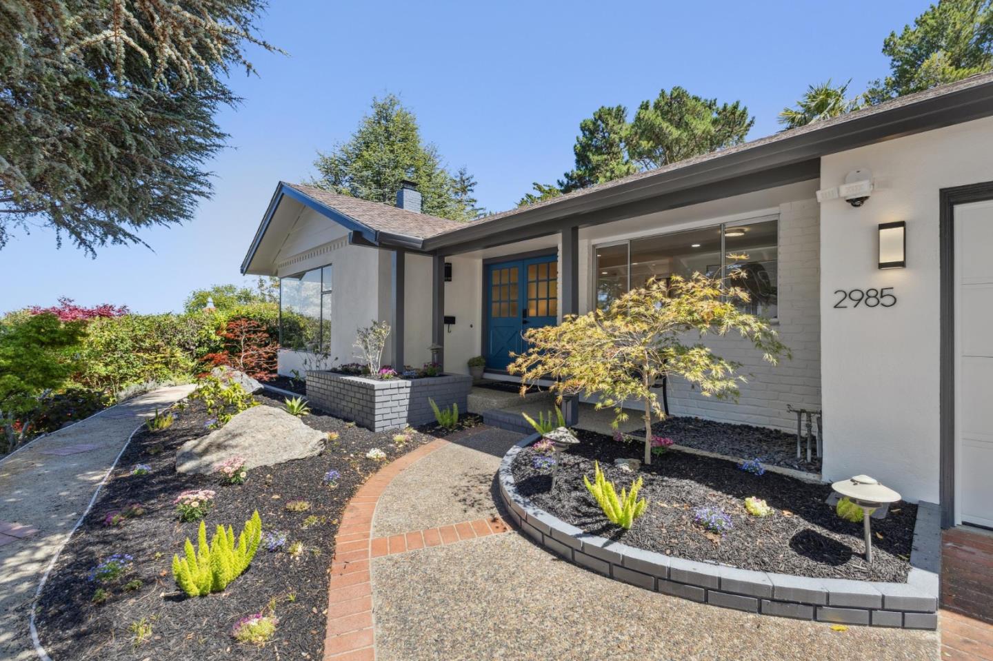 Detail Gallery Image 6 of 68 For 2985 Trousdale Dr, Burlingame,  CA 94010 - 4 Beds | 3 Baths