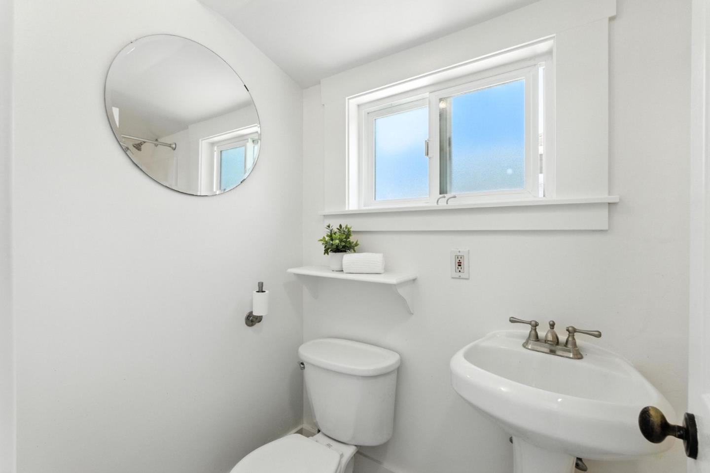 Detail Gallery Image 20 of 40 For 218 N 12th St, San Jose,  CA 95112 - 3 Beds | 3 Baths