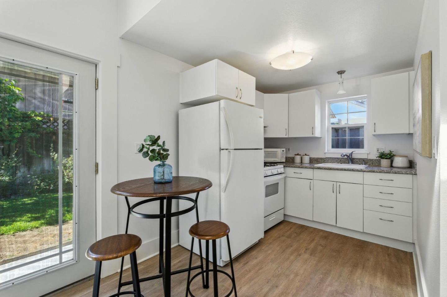 Detail Gallery Image 25 of 40 For 218 N 12th St, San Jose,  CA 95112 - 3 Beds | 3 Baths