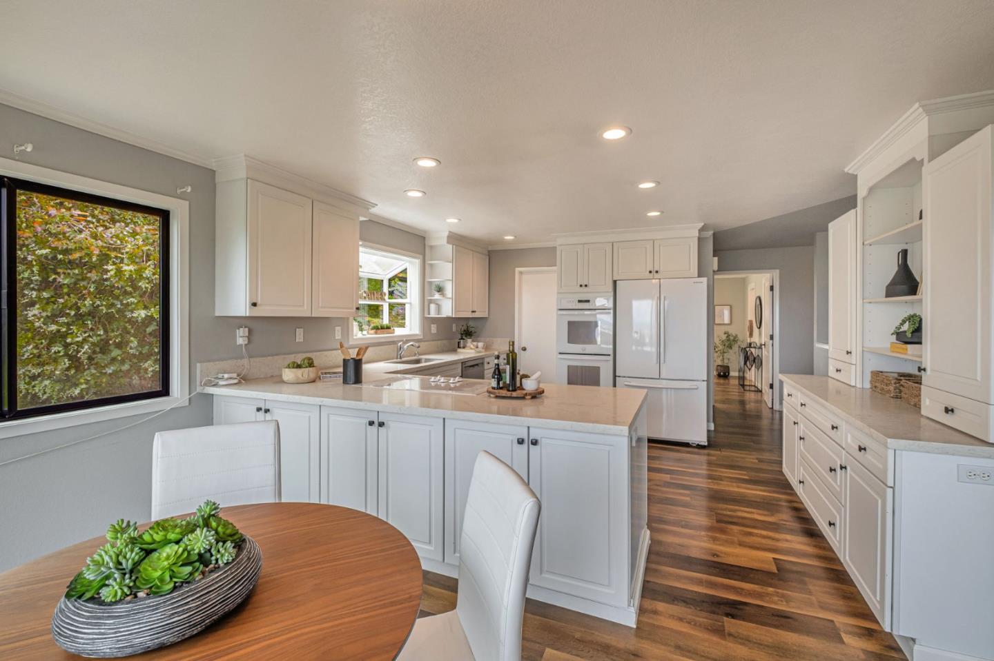 Detail Gallery Image 12 of 43 For 2505 Garin Rd, Royal Oaks,  CA 95076 - 3 Beds | 3 Baths