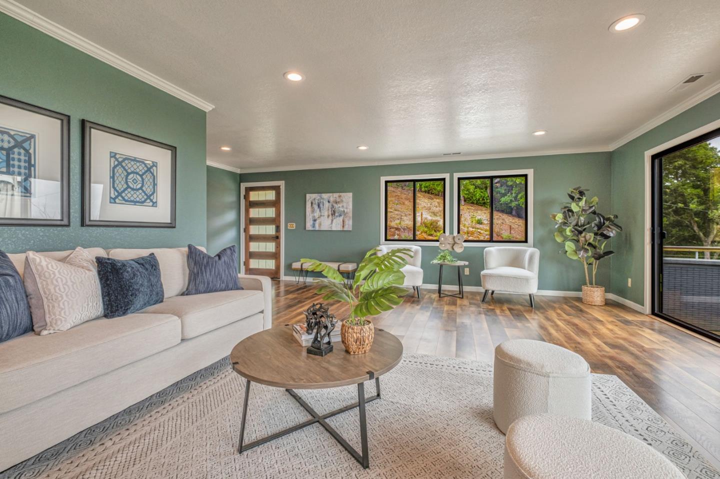 Detail Gallery Image 6 of 43 For 2505 Garin Rd, Royal Oaks,  CA 95076 - 3 Beds | 3 Baths