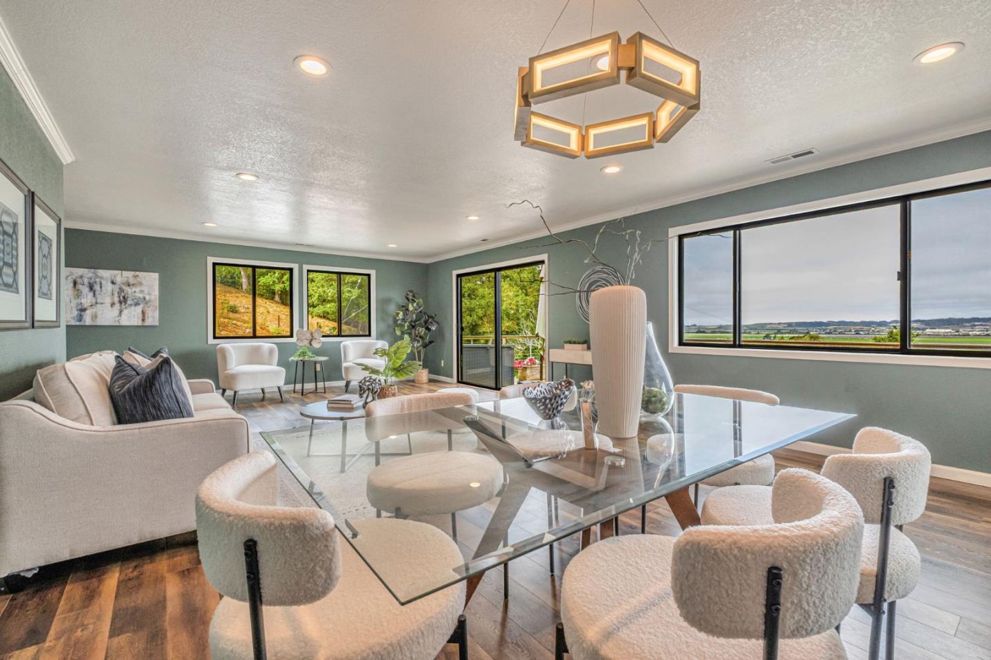 Detail Gallery Image 8 of 43 For 2505 Garin Rd, Royal Oaks,  CA 95076 - 3 Beds | 3 Baths
